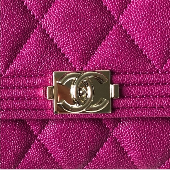 Chanel Dark Pink Caviar Medium Wallet - Picture 5 of 10